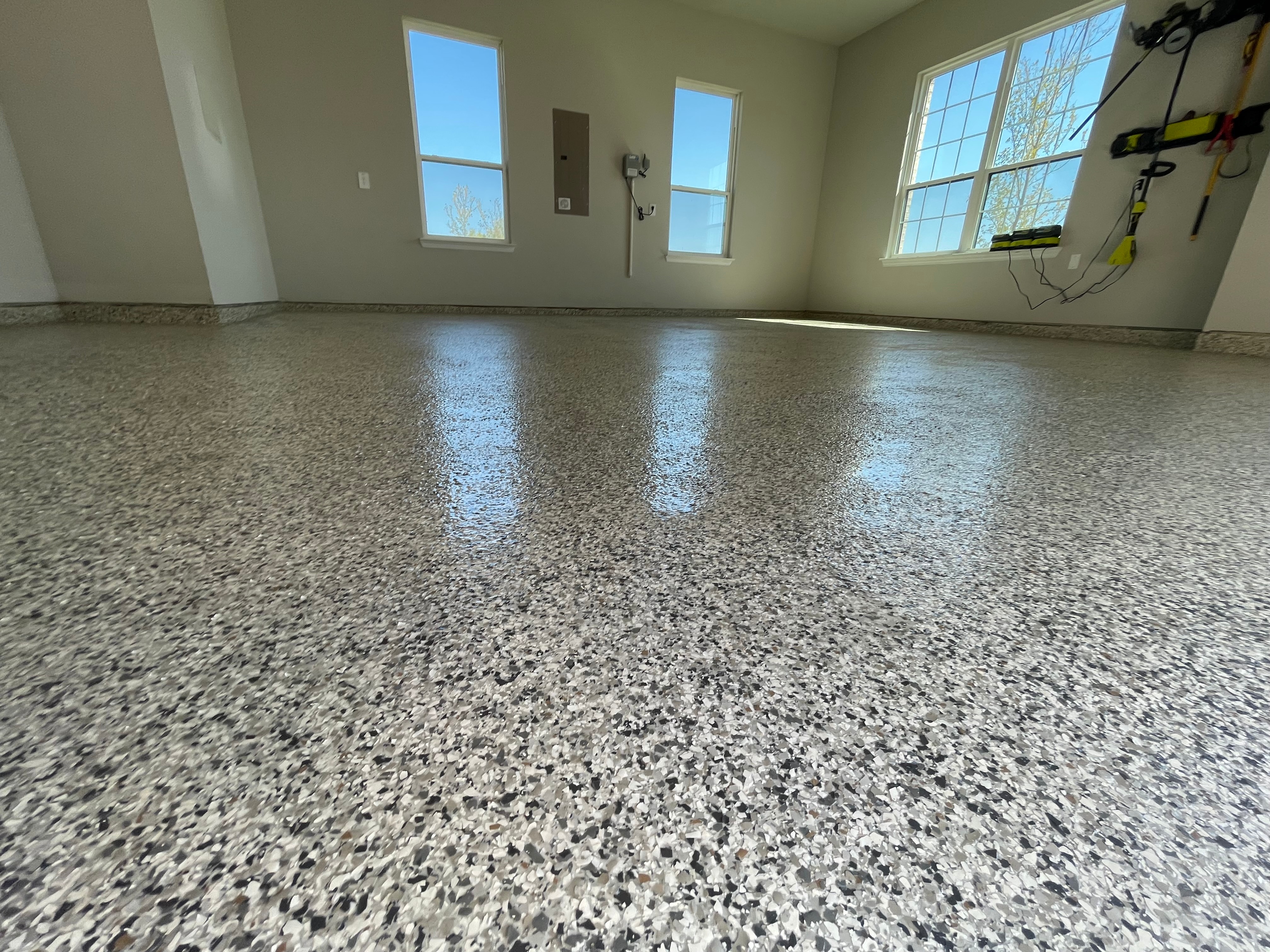 Light Gray Flake Garage