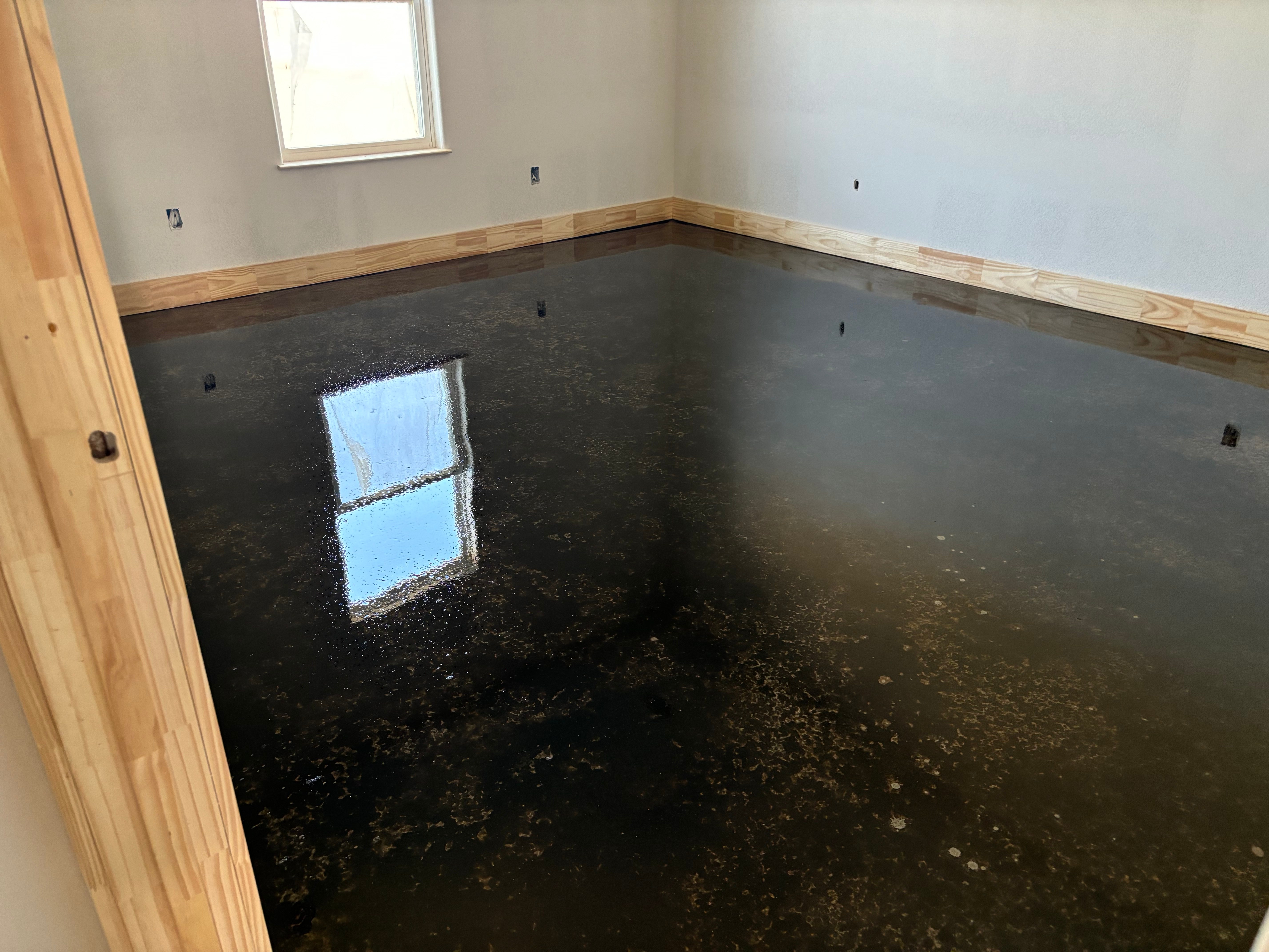 Jet Black Metallic Epoxy